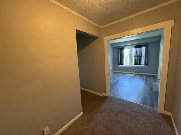 933 18th St, Des Moines, IA 50314