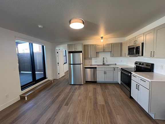 3rd image of 14 N 29th St APT 3