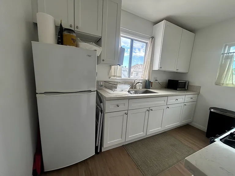 53 Argonne Ave #3 — Photo 6