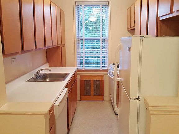 4th image of 14110 82nd Dr APT 335