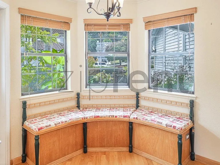 Breakfast nook