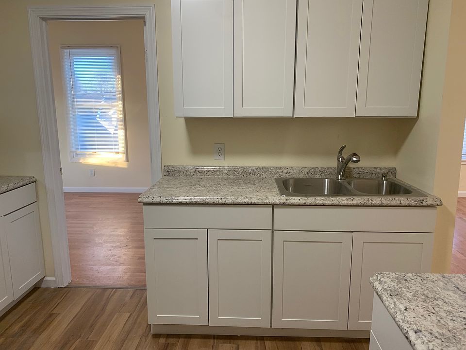 1st image of 227 Hillside Ave #10960578