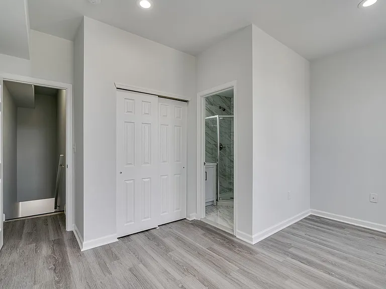 Brand New Luxury Temple Apartments — Photo 16