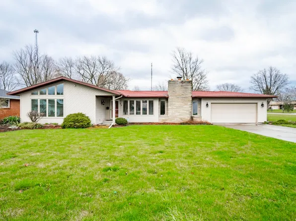 920 West Ave, Kendallville, IN 46755
