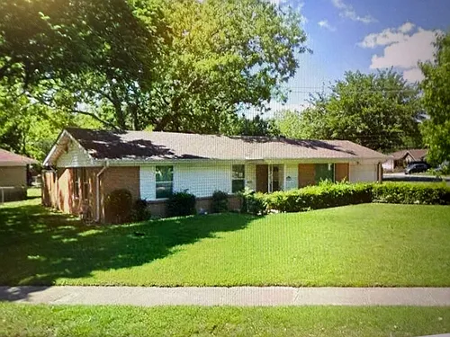 112 SW Murphy Rd Photo 1
