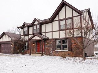 1405 Culpepper Dr, Naperville, IL 60540