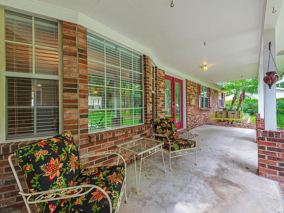 4th image of 1821 Azalea Dr