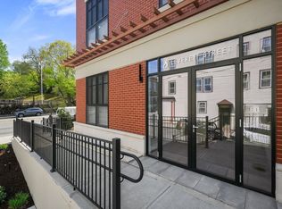 Leverett Condominiums, Brookline, MA 02445