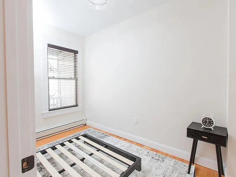 2 Elbow St #3 — Photo 11