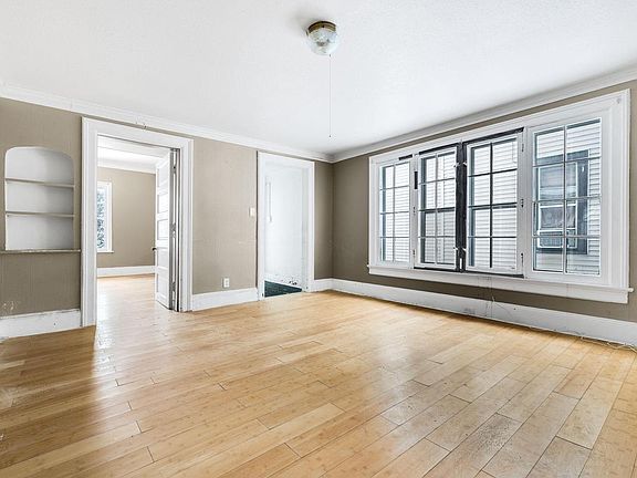 2nd image of 747 South 23rd STREET