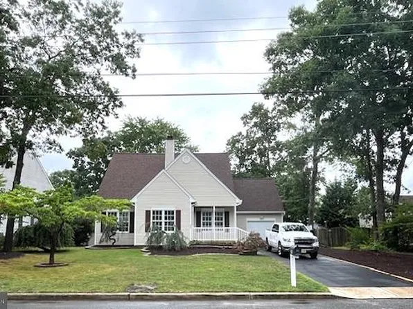 280 Schooner Rd, Manahawkin, NJ 08050