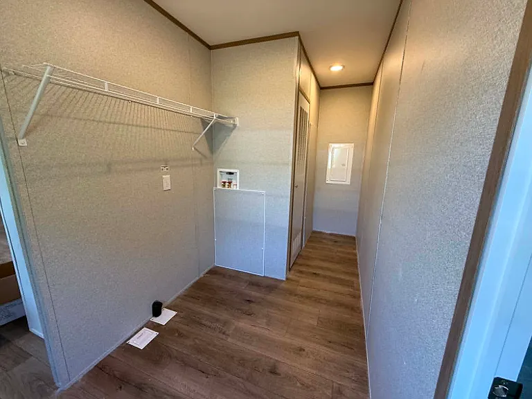150 Dawn Dr — Photo 8