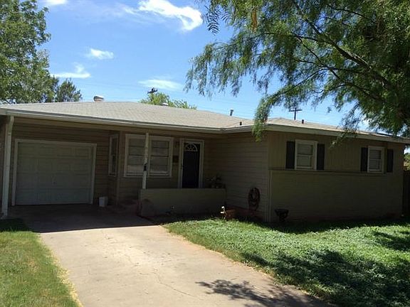 2nd image of 601 Woodlawn Dr