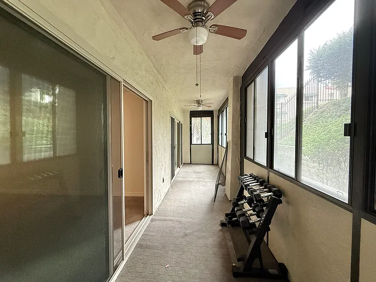 2522 Clairemont Dr #103 — Photo 13