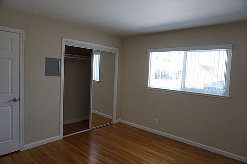 5th image of 786 Coleman Ave