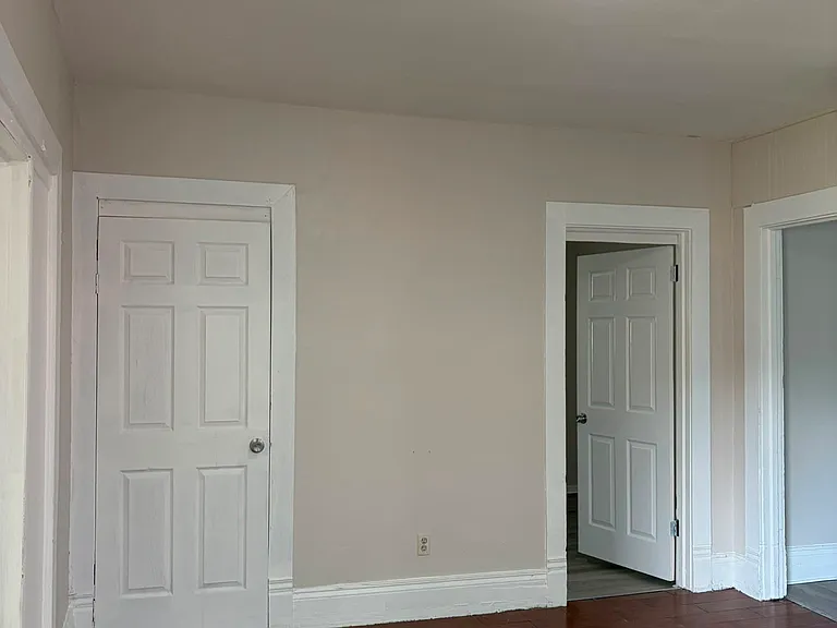 809-11 Tallman St #1 — Photo 7