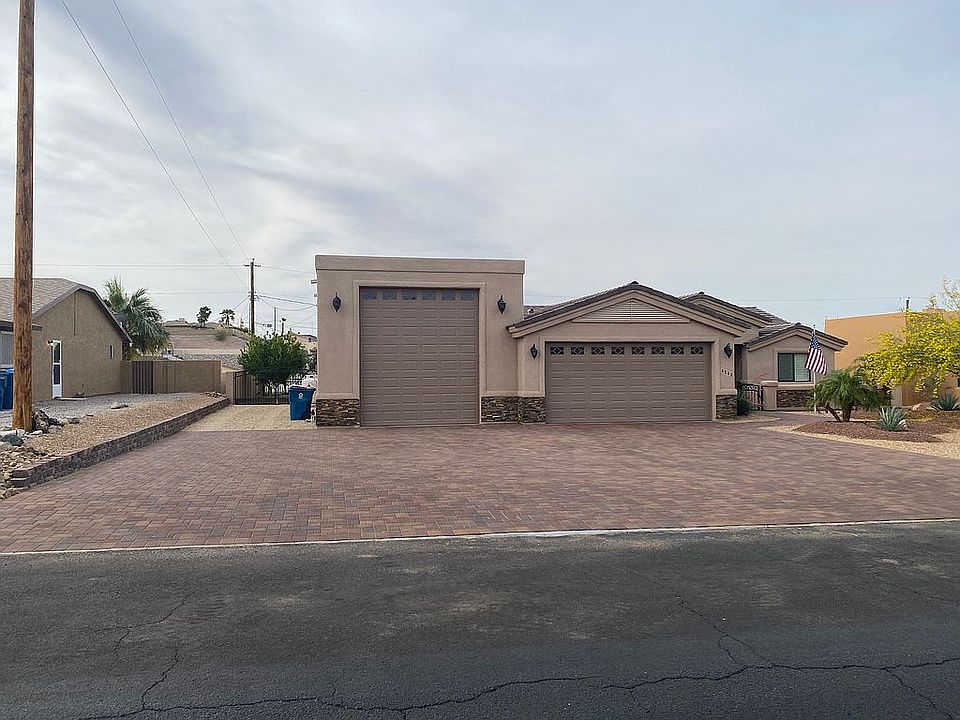1st image of 4040 Blackhawk Dr