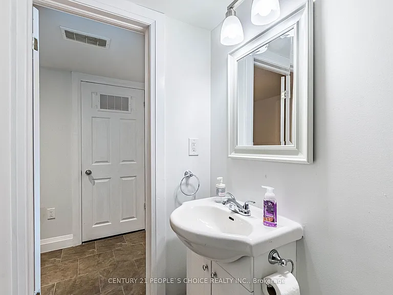 39 Meadowland Dr — Photo 30