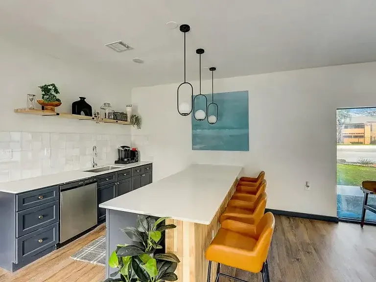 The Alista Apartments — Photo 6