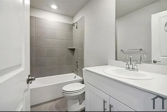 6208 Castamere Dr — Photo 14
