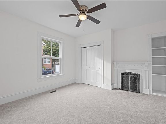 4th image of 258 Douglas Ave #258