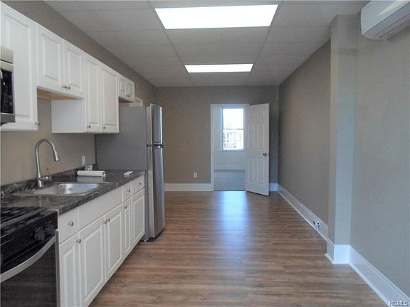 2nd image of 19 North St