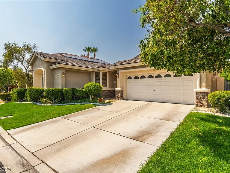 2215 Scarlet Rose Dr — Photo 3