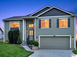 13924 Vane St, Omaha, NE 68142