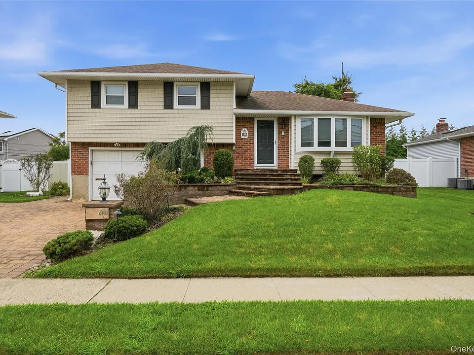 14 Oak Dr
