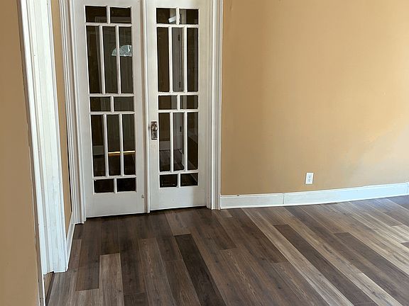 Front entry view