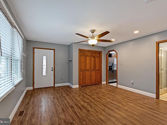 3rd image of 4160 Bristol Dr