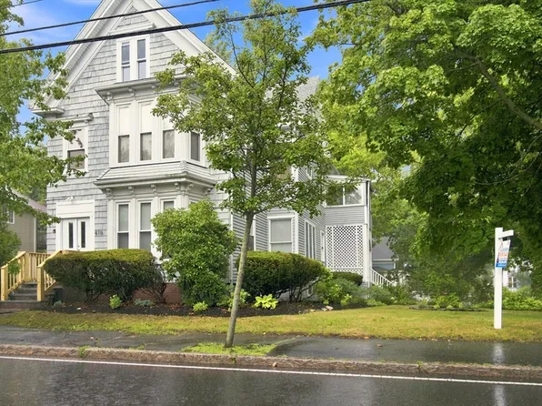 418 Ash St, Brockton, MA 02301