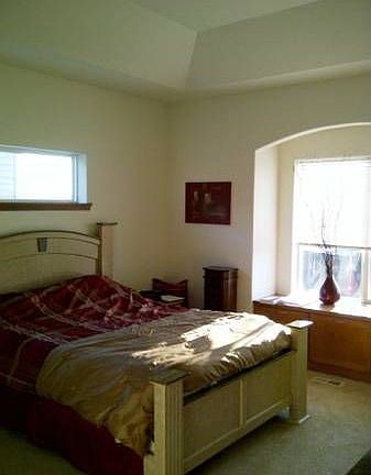 3rd image of 938 41st Ave S