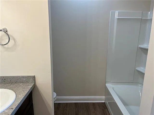 686 Central Ave #304 — Photo 9