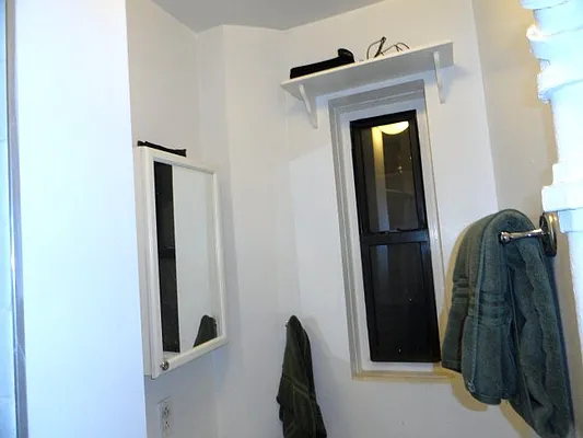 Rented by Prince Real Estate Associates LLC | media 17