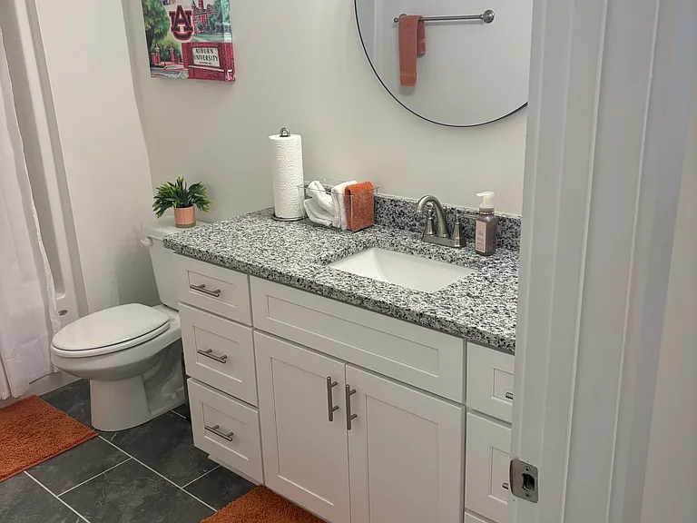 302 Northlake Dr — Photo 14