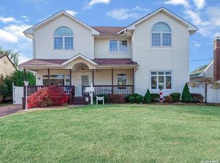 2977 Lawrence Dr, Wantagh, NY 11793