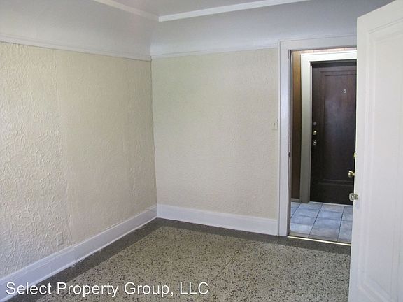 4th image of 1767 N Arlington Pl APT 04