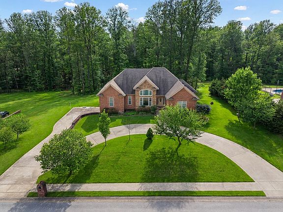 4th image of 208 Markie Dr