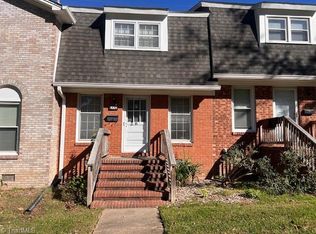 1001 Robin Hood Rd APT B, High Point, NC 27262