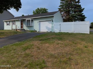 28 Ballina St, Troy, NY 12180