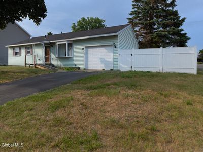 28 Ballina Street, Troy, NY, 12180