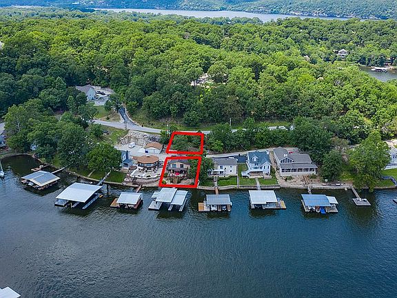Upper & Lower Lots