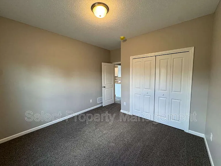 8796 Elmont Cv — Photo 12