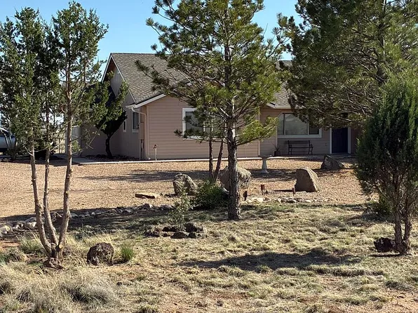 1905 W Big Sky Ranch Rd, Paulden, AZ 86334