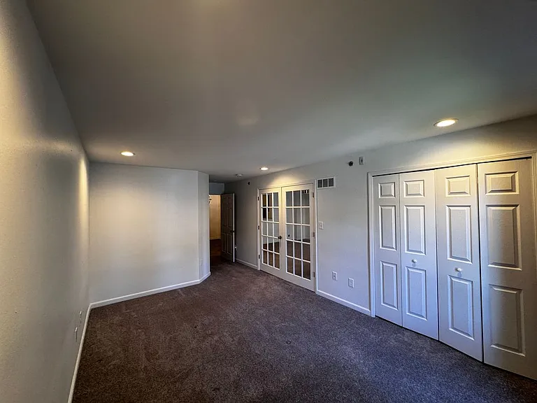 14107 Pinehurst Ln — Photo 21