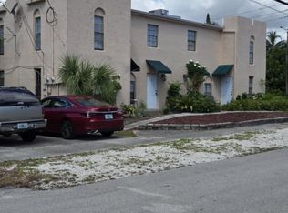 1800 SW 11th St #B, Fort Lauderdale, FL 33312