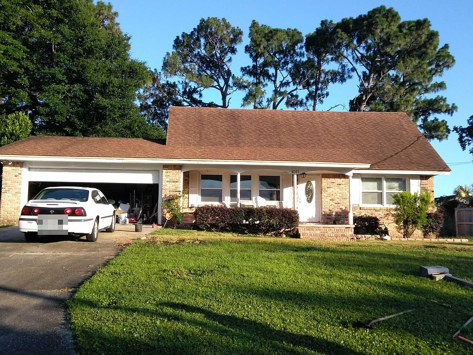 1st image of 1011 Amiens Way