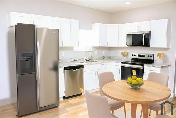 132 N Traub Ave #B — Photo 6