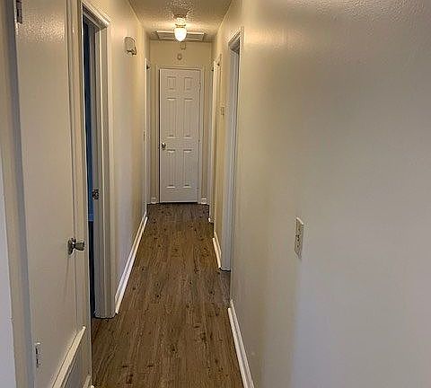 5th image of 909 Julian St